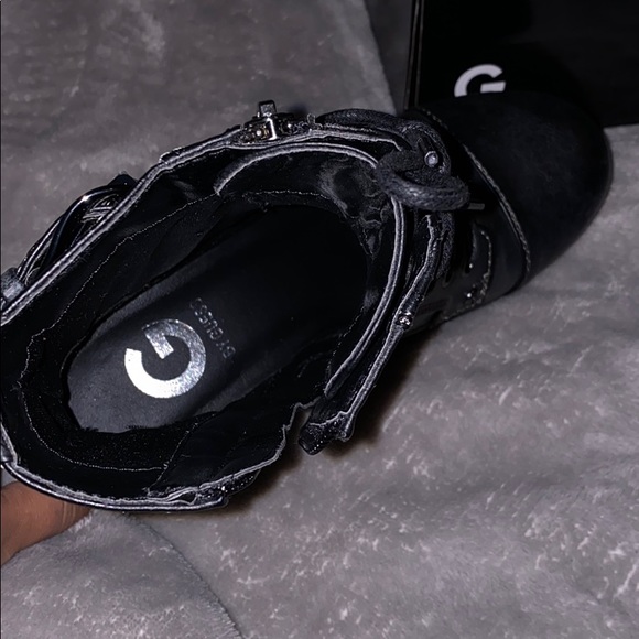 Guess Combat Boots - Picture 4 of 4